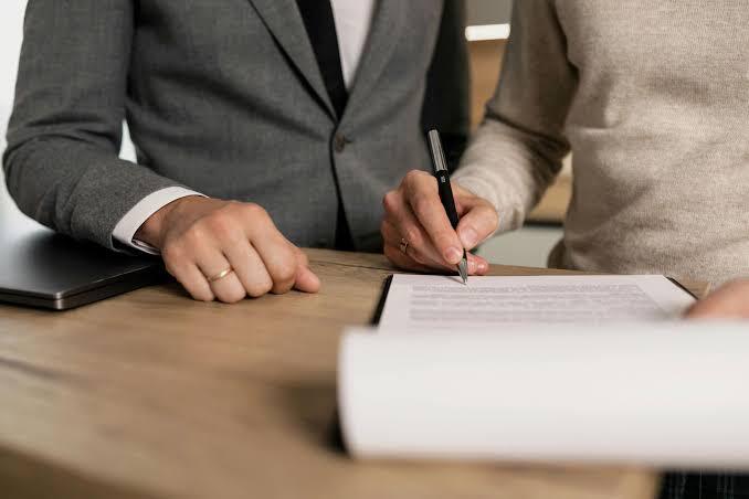 Credit Card vs. Personal Loan: Which Is Better for Debt Consolidation?