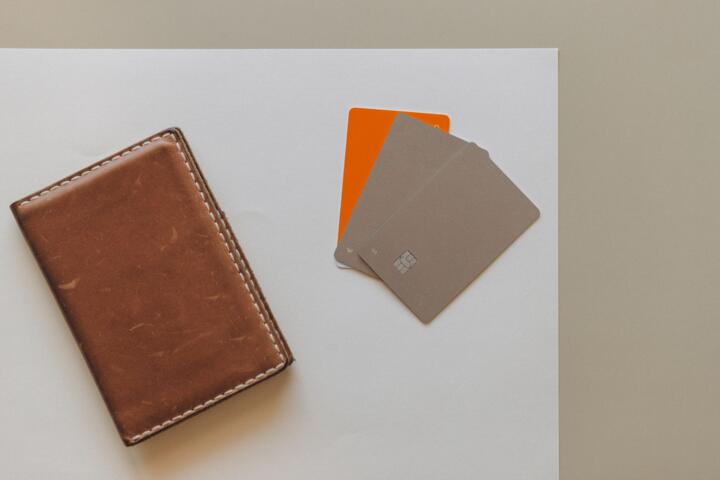 Traditional Banks vs. Online Neobanks: Which Is Right for You?
